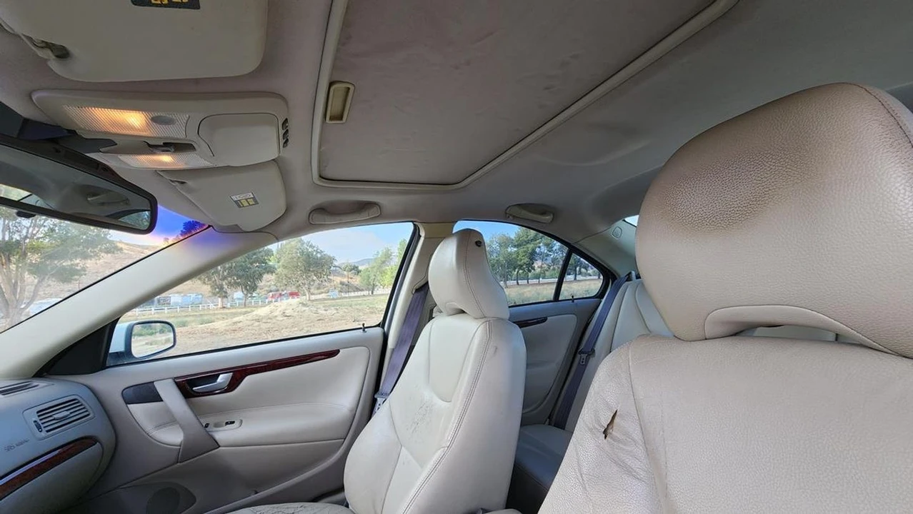 2004 Volvo S60 1st Gen - Image 24 of 30