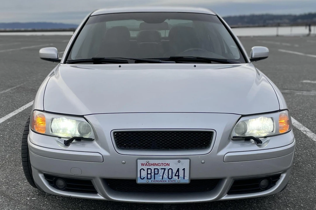 2004 Volvo S60 R 1st Gen - Image 2 of 16