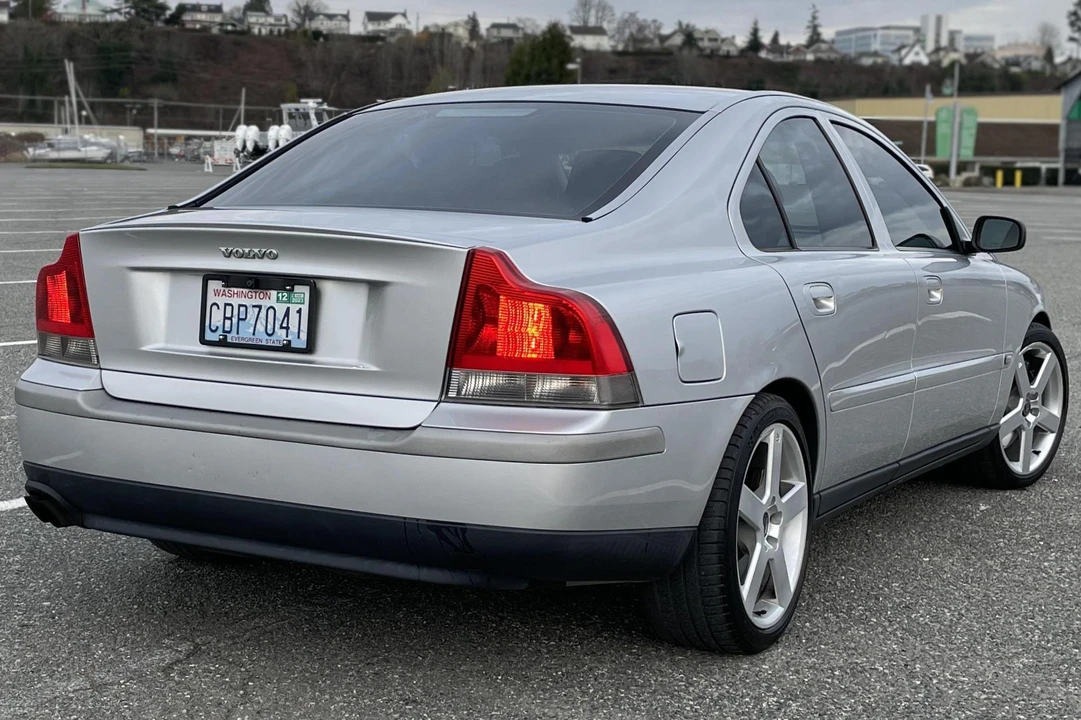 2004 Volvo S60 R 1st Gen - Image 12 of 16