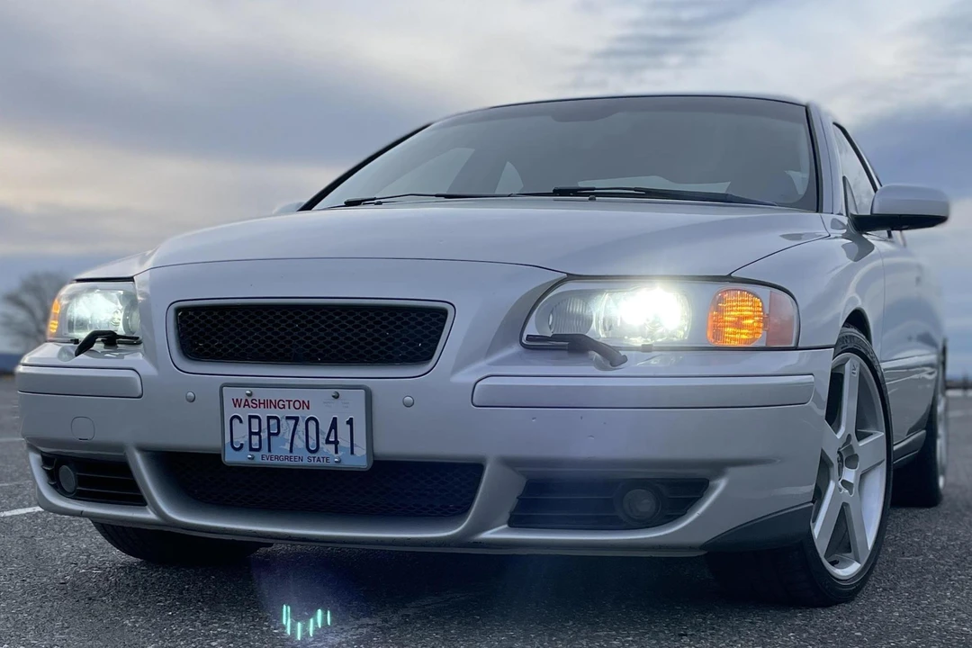2004 Volvo S60 R 1st Gen - Image 7 of 16