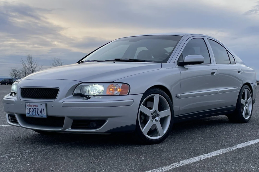 2004 Volvo S60 R 1st Gen - Image 8 of 16
