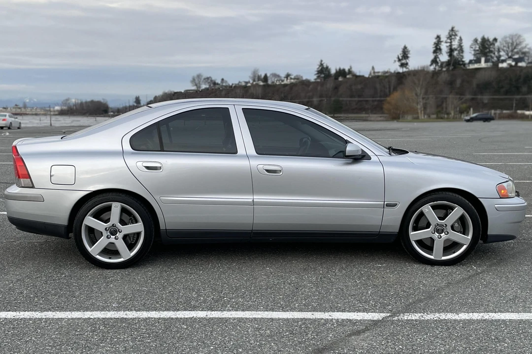 2004 Volvo S60 R 1st Gen - Image 14 of 16