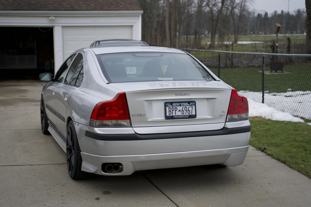 2004 Volvo S60 R 1st Gen - Image 13 of 31