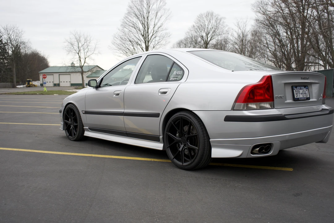 2004 Volvo S60 R 1st Gen - Image 11 of 31