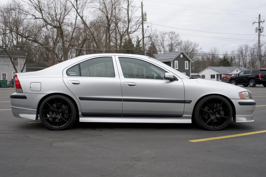 2004 Volvo S60 R 1st Gen - Image 3 of 31