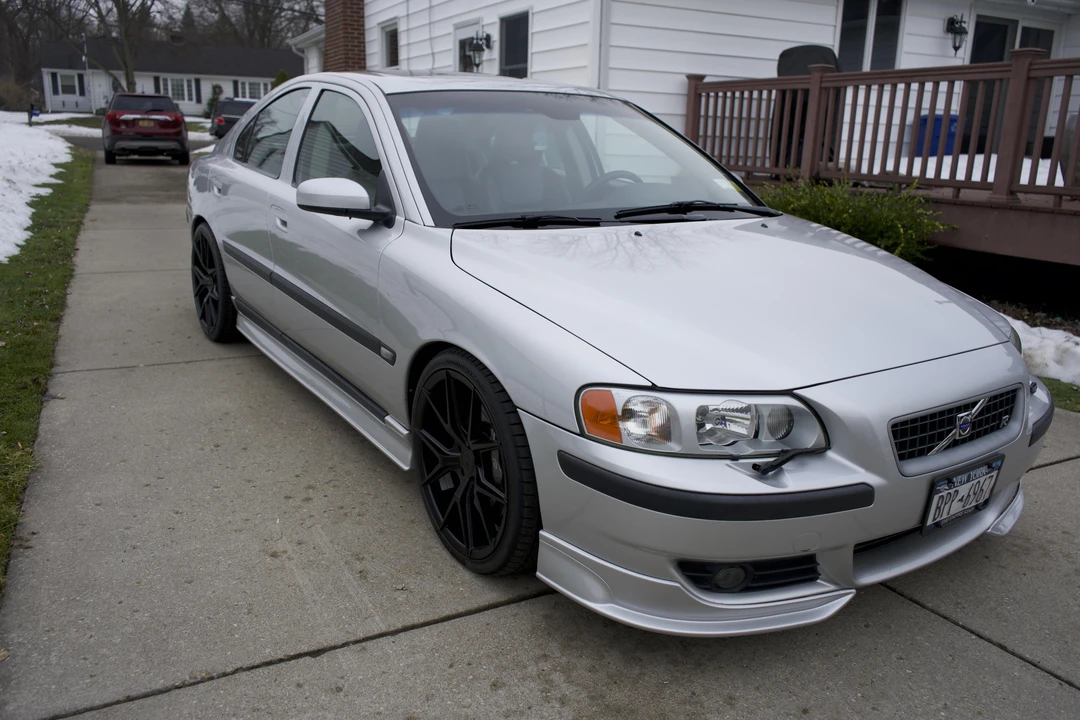 2004 Volvo S60 R 1st Gen - Image 19 of 31