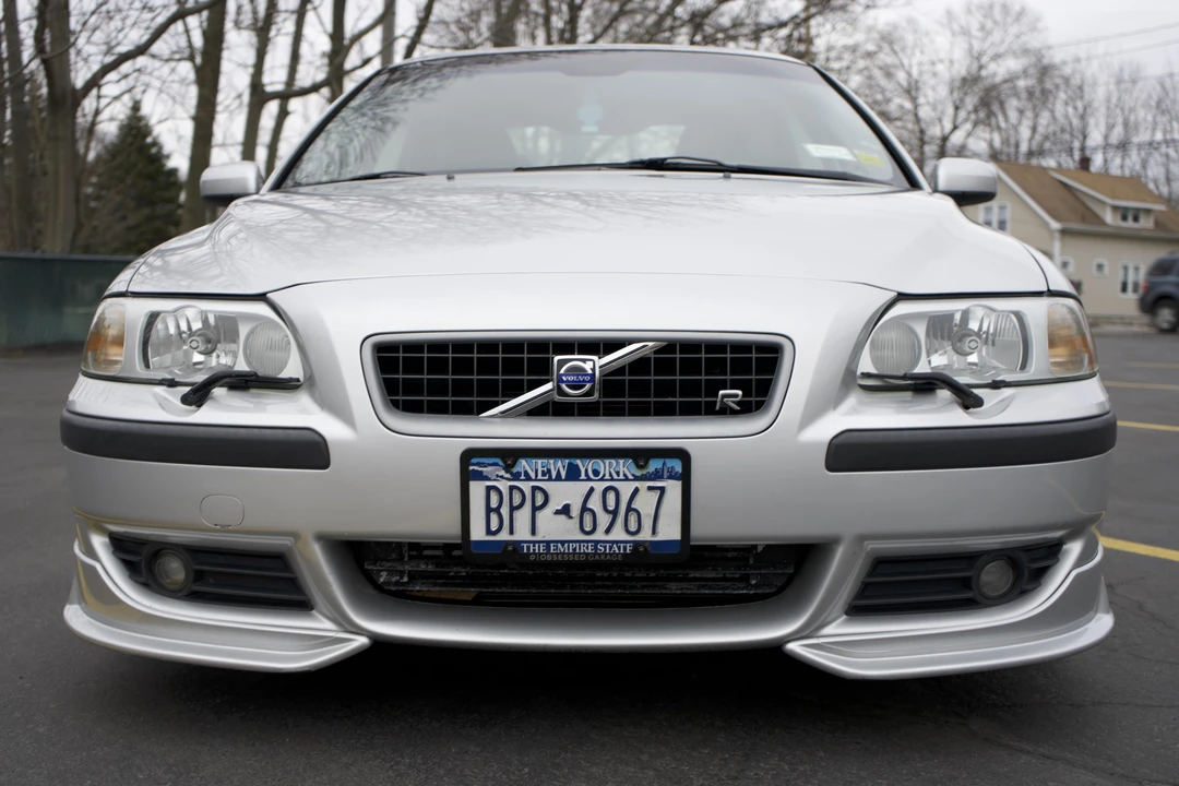 2004 Volvo S60 R 1st Gen - Image 2 of 31