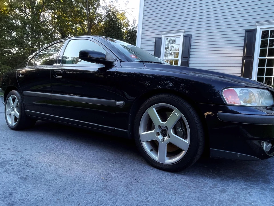 2004 Volvo S60 R 1st Gen - Image 16 of 31