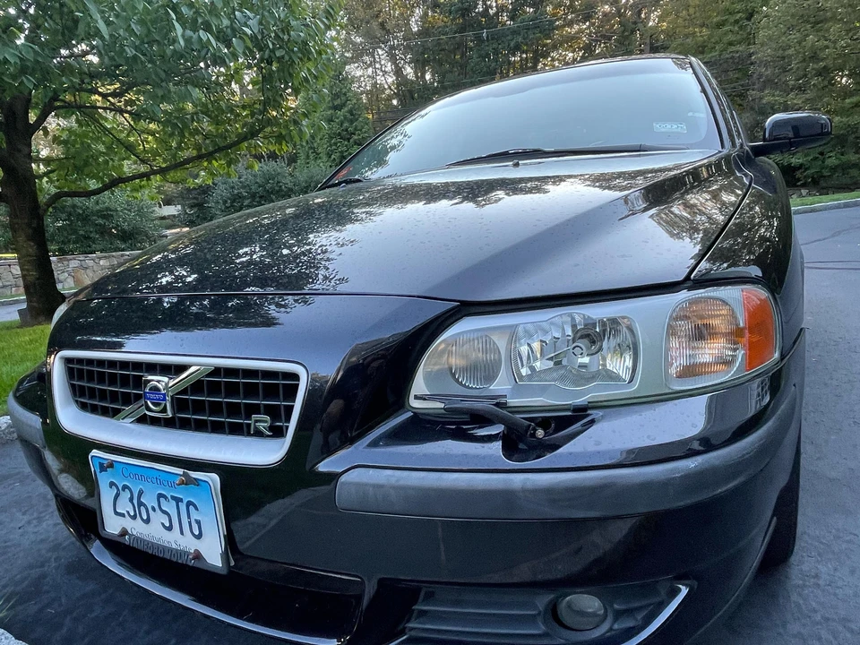 2004 Volvo S60 R 1st Gen - Image 23 of 31