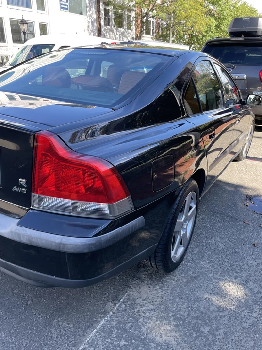 2004 Volvo S60 R 1st Gen - Image 29 of 31