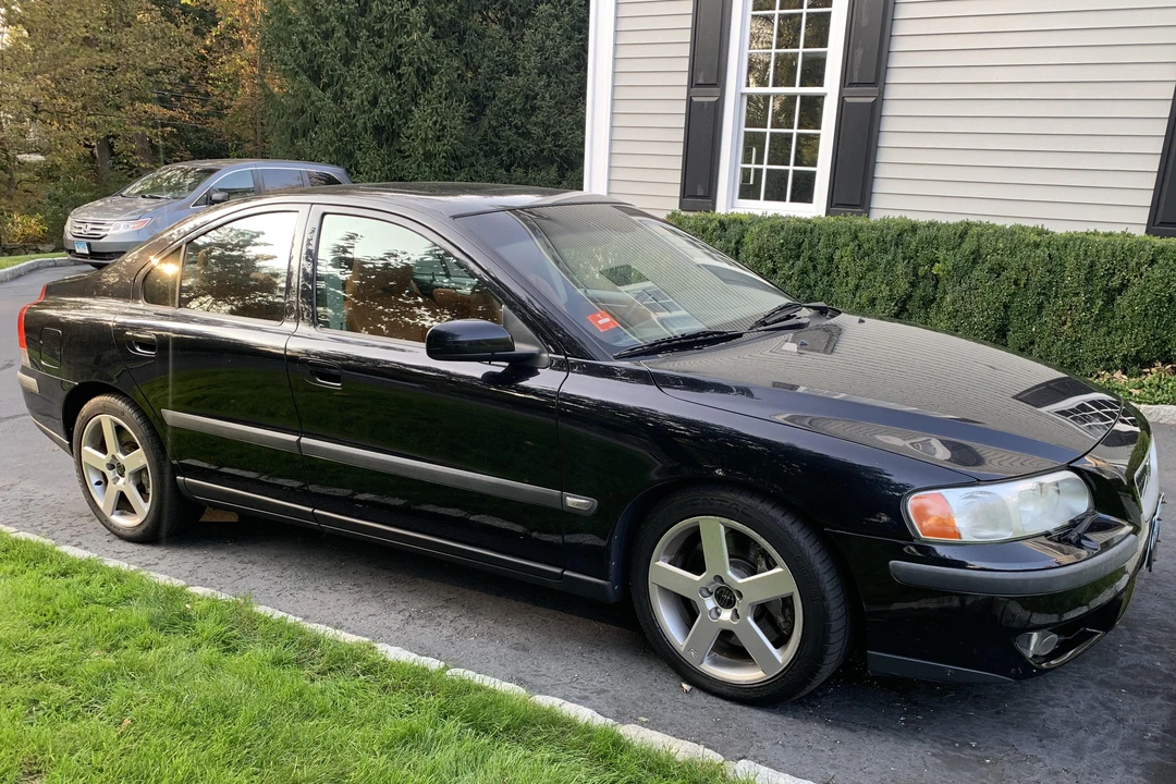 2004 Volvo S60 R 1st Gen - Image 3 of 31