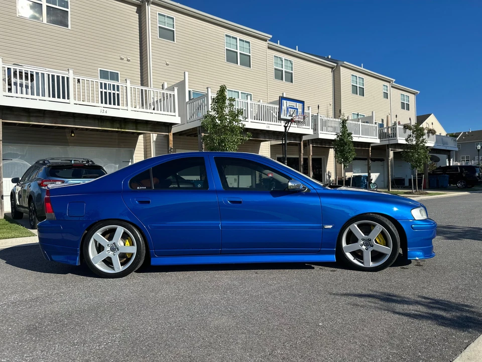 2004 Volvo S60 R 1st Gen - Image 15 of 31