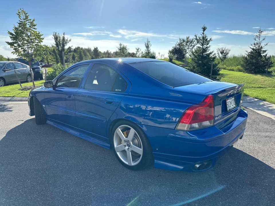 2004 Volvo S60 R 1st Gen - Image 9 of 31