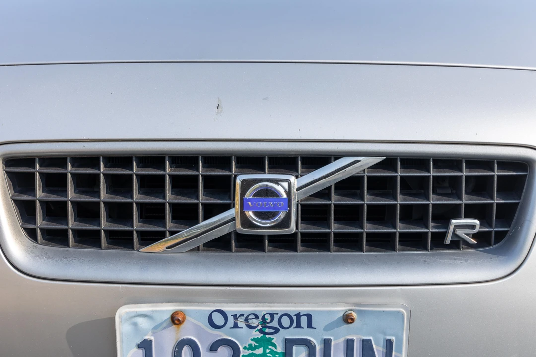 2004 Volvo S60 R 1st Gen - Image 18 of 31