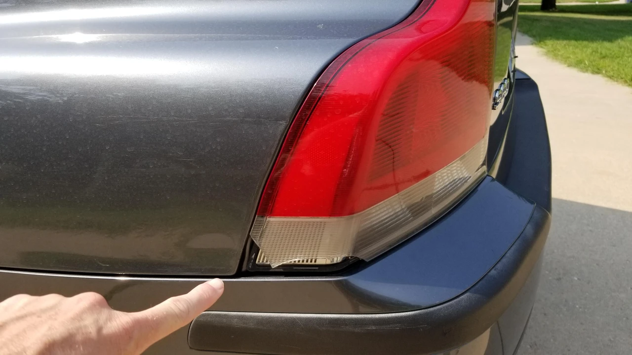 2004 Volvo S60 R 1st Gen - Image 15 of 31