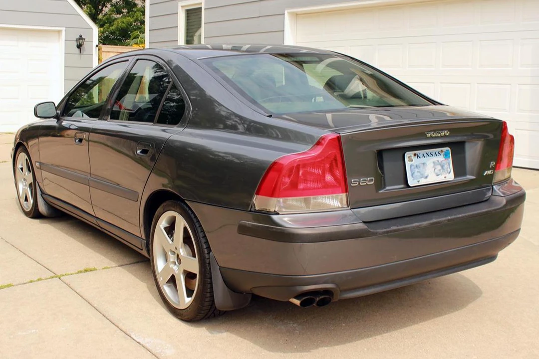 2004 Volvo S60 R 1st Gen - Image 5 of 31