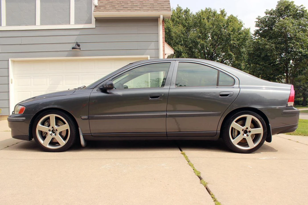 2004 Volvo S60 R 1st Gen - Image 3 of 31