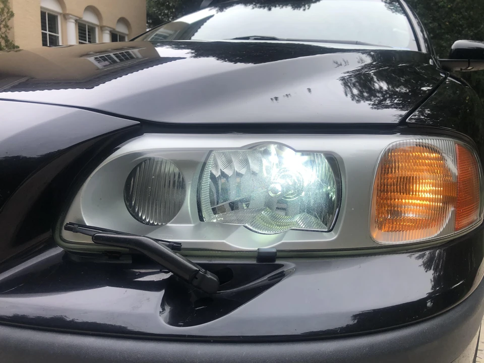 2004 Volvo S60 R 1st Gen - Image 18 of 31