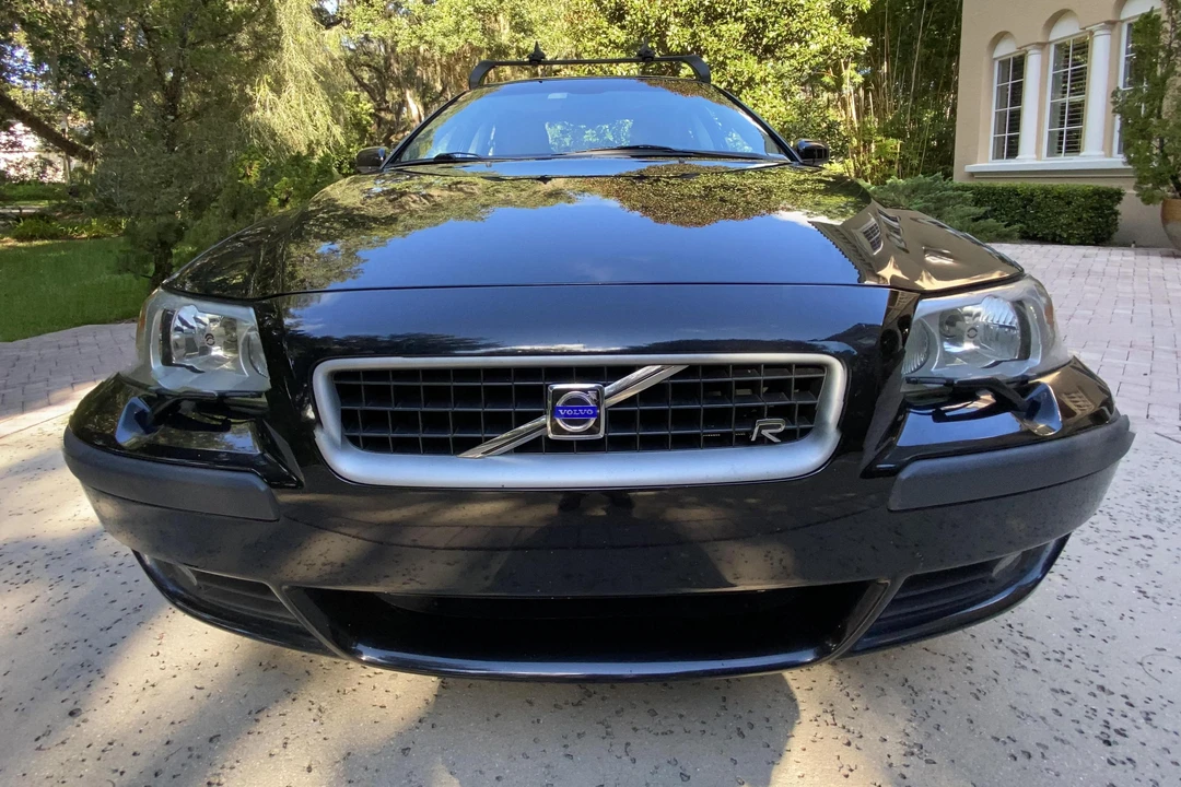 2004 Volvo S60 R 1st Gen - Image 2 of 31