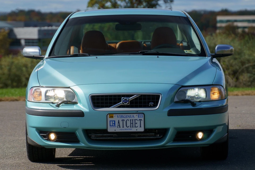 2004 Volvo S60 R 1st Gen - Image 2 of 31