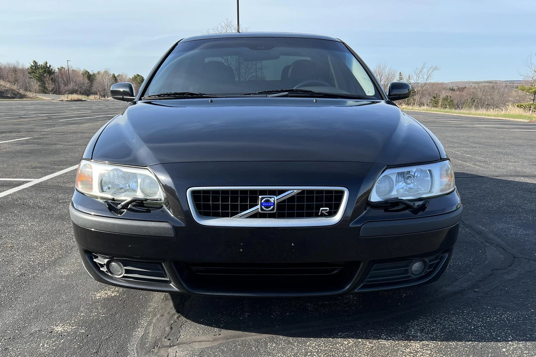 2004 Volvo S60 R 1st Gen - Image 2 of 31
