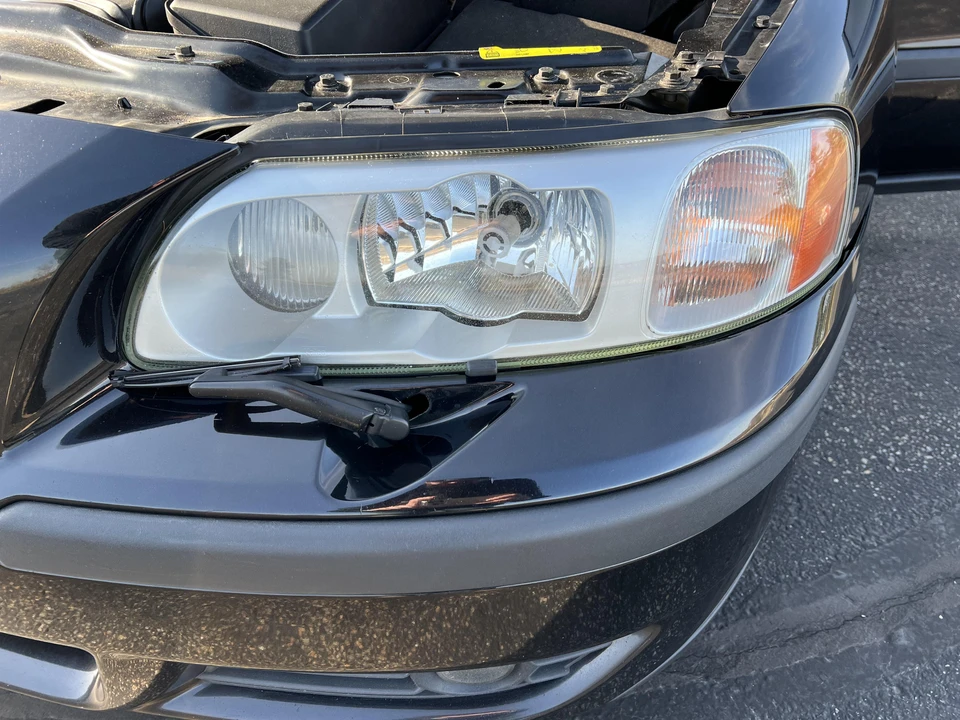2004 Volvo S60 R 1st Gen - Image 14 of 31