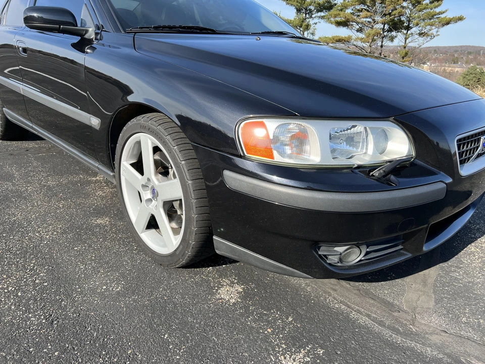 2004 Volvo S60 R 1st Gen - Image 24 of 31