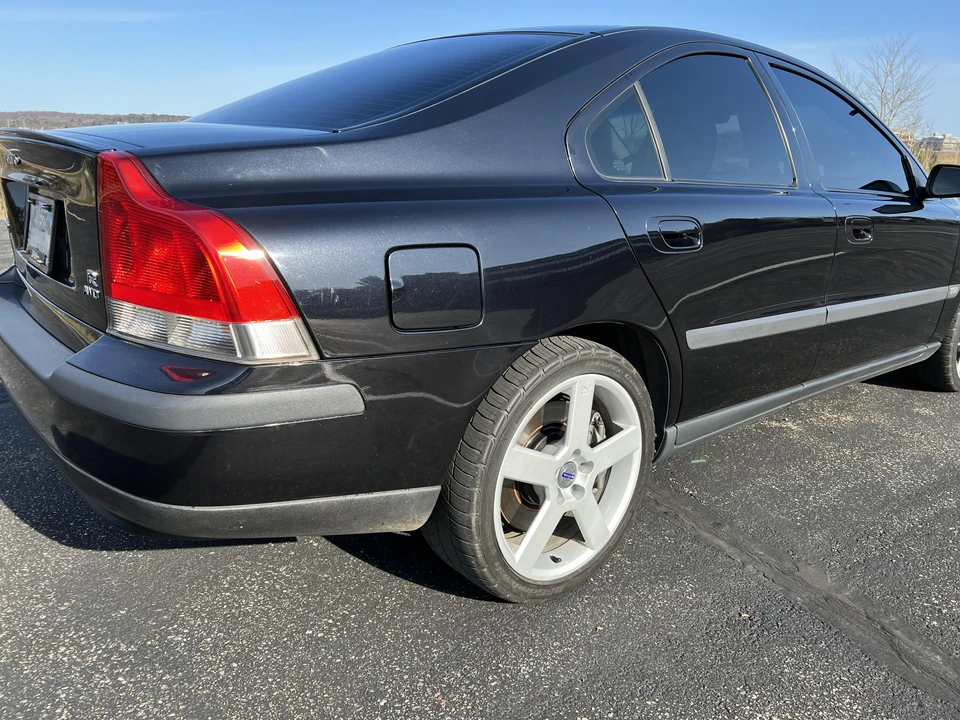 2004 Volvo S60 R 1st Gen - Image 22 of 31