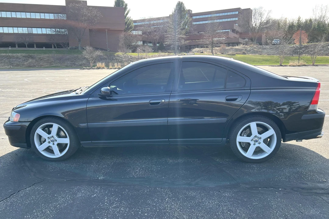 2004 Volvo S60 R 1st Gen - Image 3 of 31