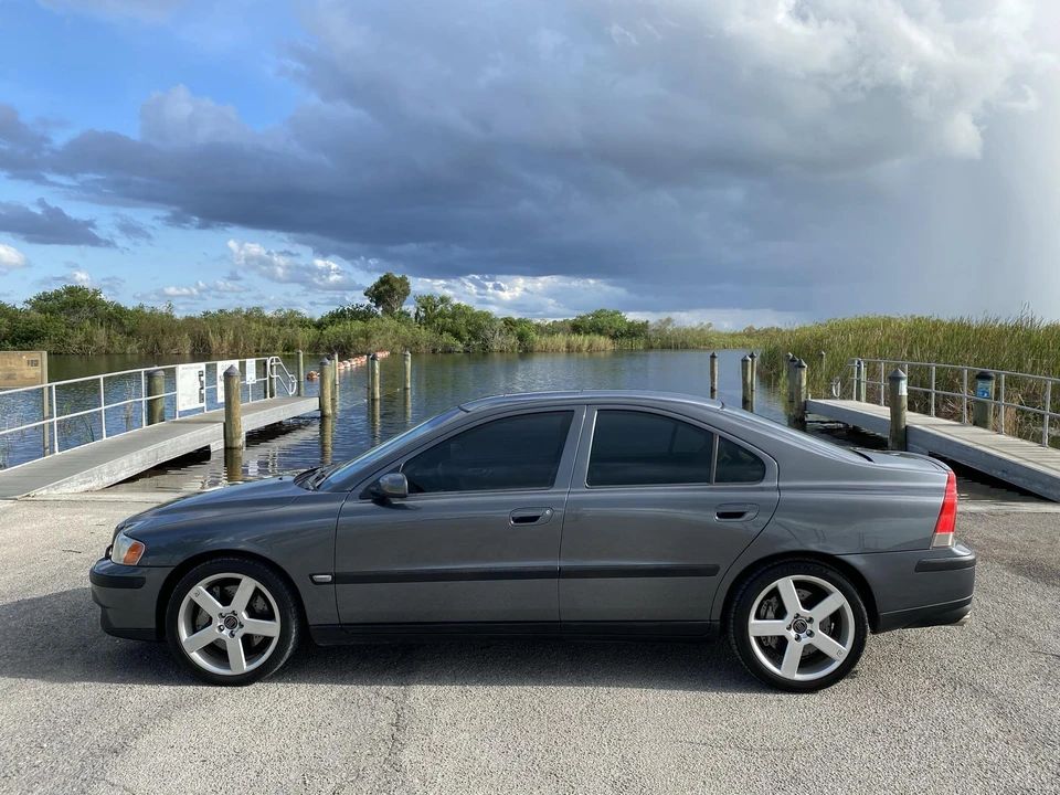 2004 Volvo S60 R 1st Gen - Image 11 of 31