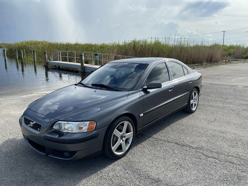 2004 Volvo S60 R 1st Gen - Image 9 of 31