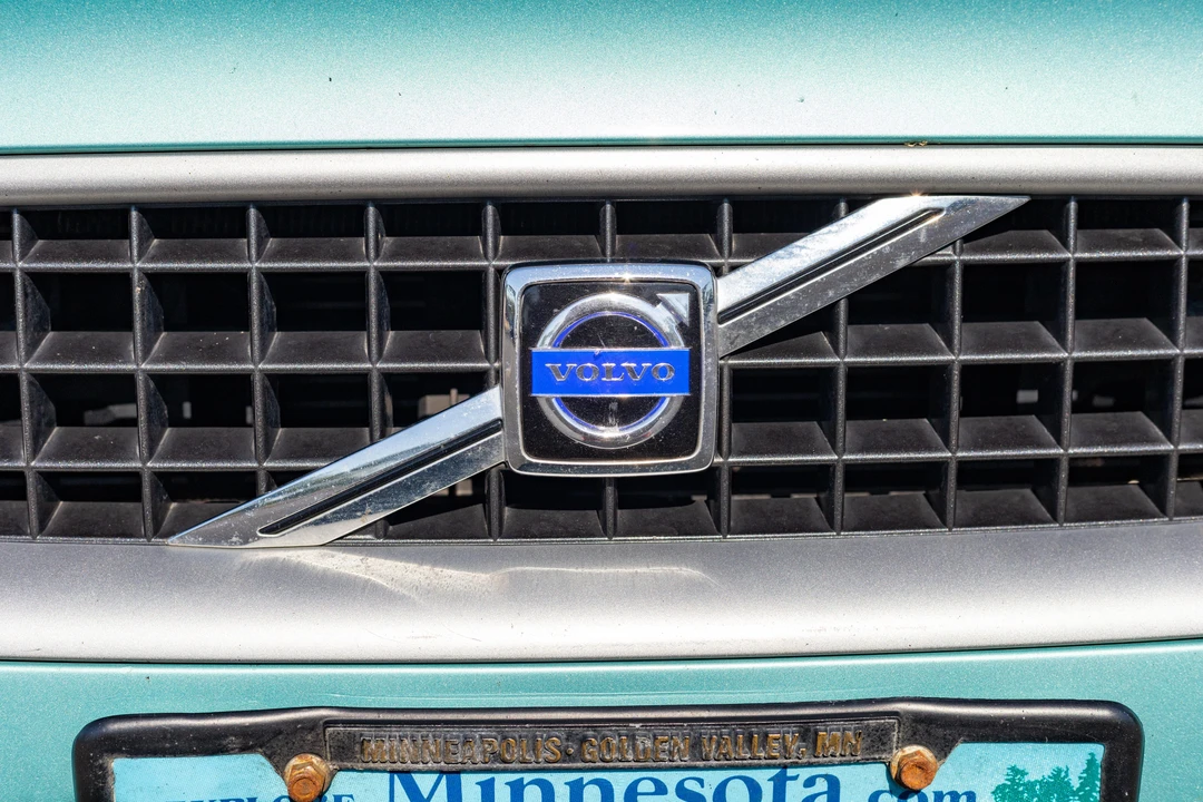 2004 Volvo S60 R 1st Gen - Image 10 of 31