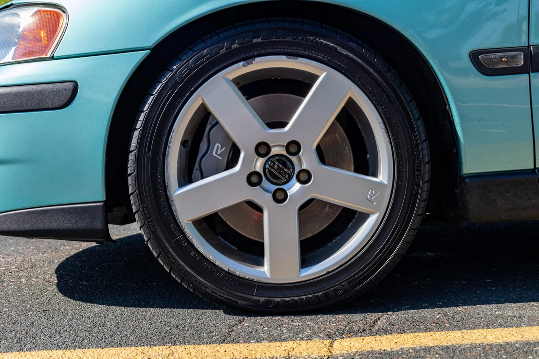 2004 Volvo S60 R 1st Gen - Image 30 of 31