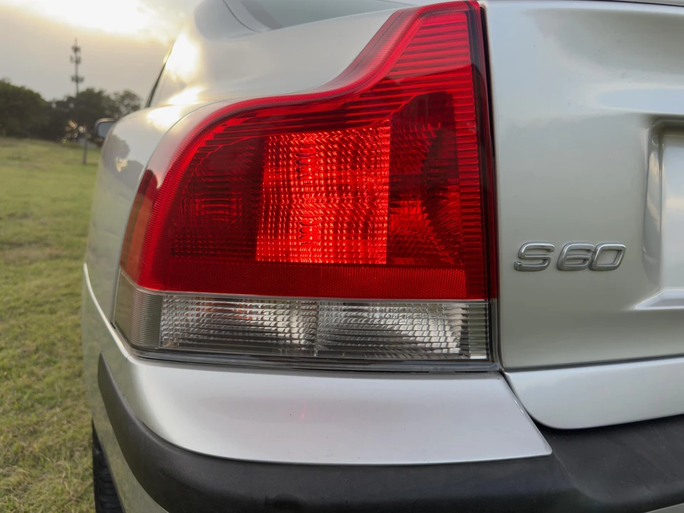 2004 Volvo S60 R 1st Gen - Image 21 of 31
