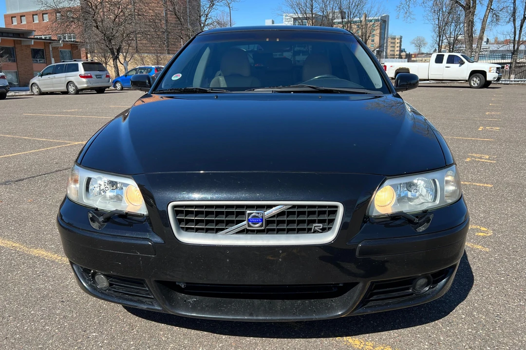 2004 Volvo S60 R 1st Gen - Image 2 of 31