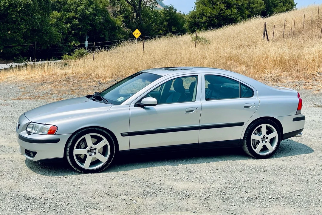2004 Volvo S60 R 1st Gen - Image 14 of 31