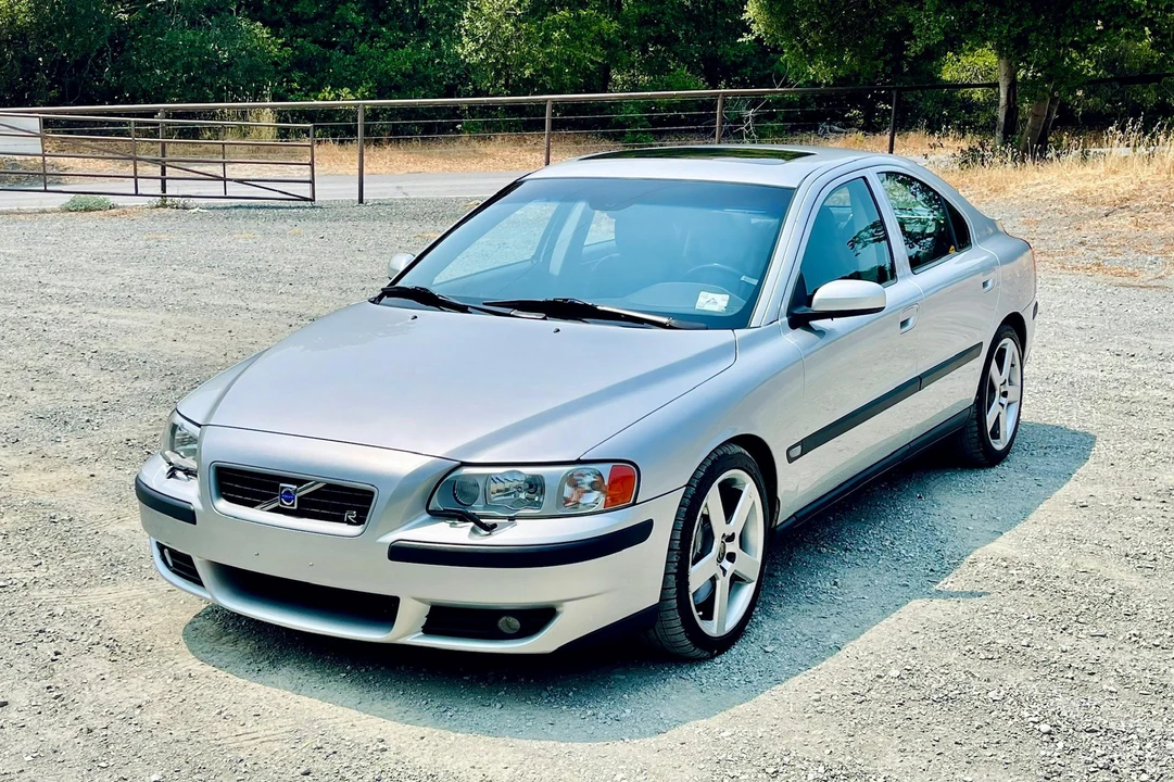 2004 Volvo S60 R 1st Gen - Image 9 of 31