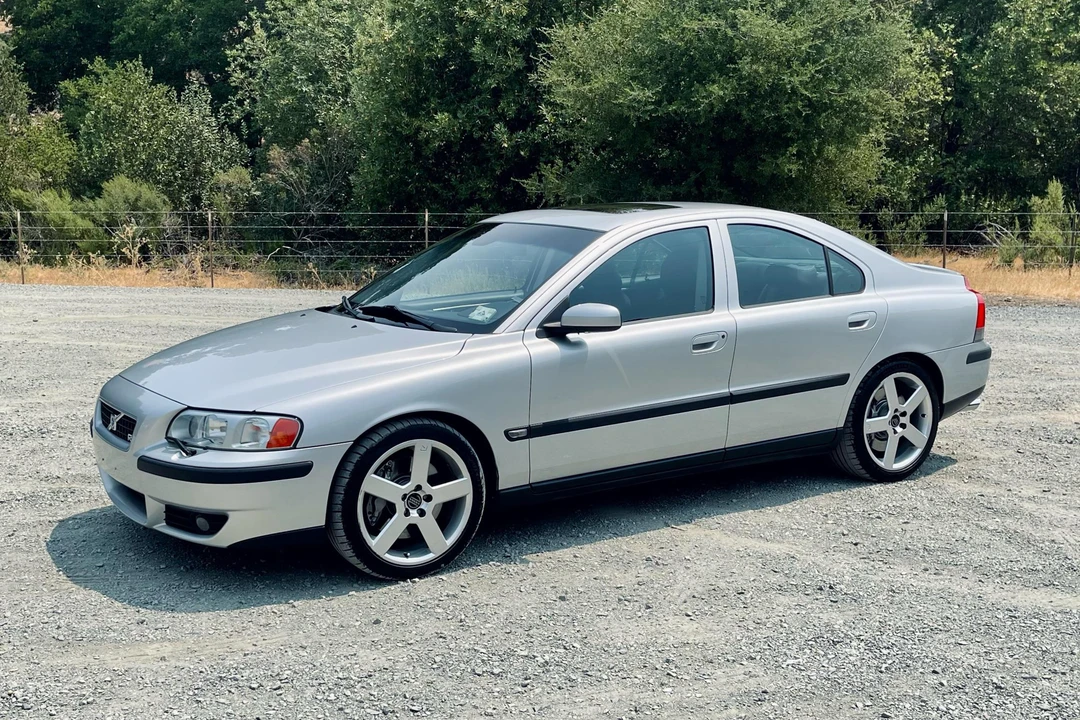2004 Volvo S60 R 1st Gen - Image 12 of 31