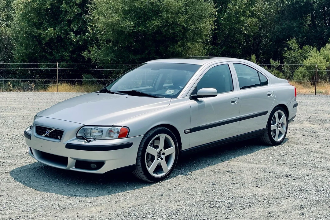 2004 Volvo S60 R 1st Gen - Image 10 of 31