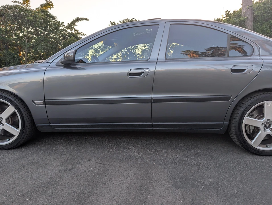 2004 Volvo S60 R 1st Gen - Image 22 of 31