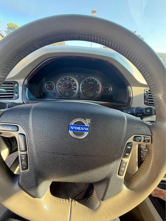 2004 Volvo S80 1st Gen - Image 5 of 6