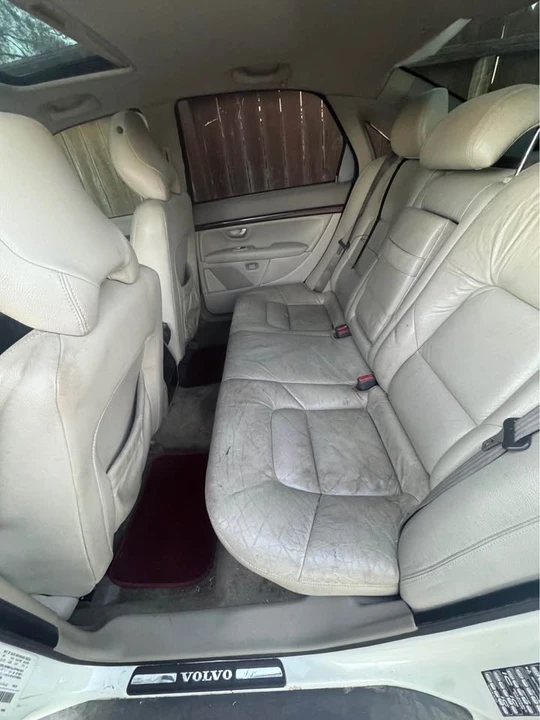 2004 Volvo S80 1st Gen - Image 6 of 10