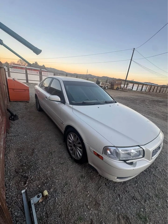 2004 Volvo S80 1st Gen - Image 3 of 10