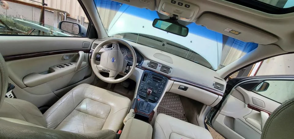 2004 Volvo S80 1st Gen - Image 12 of 15