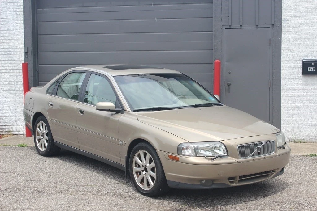 2004 Volvo S80 1st Gen - Image 2 of 21