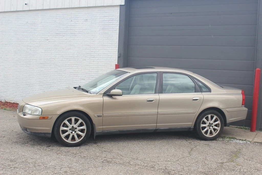 2004 Volvo S80 1st Gen - Image 9 of 21