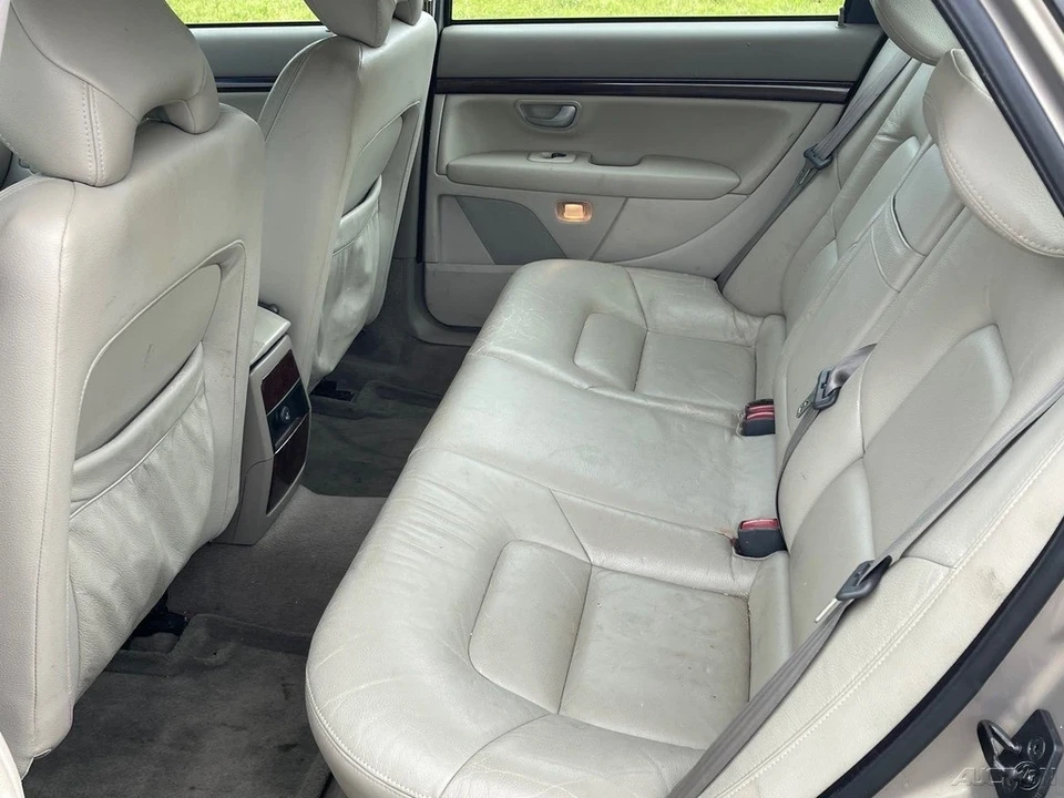 2004 Volvo S80 1st Gen - Image 16 of 21