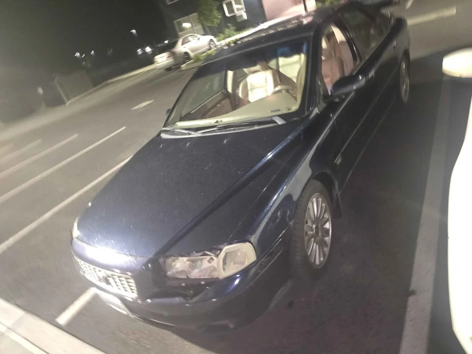 2004 Volvo S80 1st Gen - Image 2 of 7