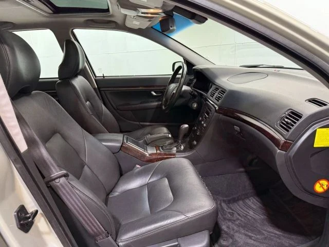 2004 Volvo S80 1st Gen - Image 17 of 21