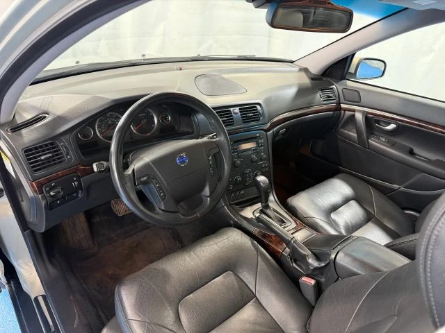 2004 Volvo S80 1st Gen - Image 16 of 21